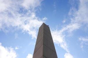 rio de janeiro, rj, brasil - 10 de dezembro de 2022 - o obelisco do memorial do holocausto, inaugurado em 7 de dezembro de 2022 no mirante do pasmado, distrito de botafogo. foto