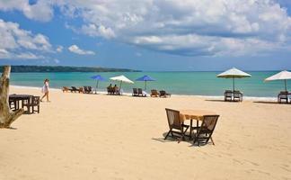 praia de jimbaran em bali, indonésia foto