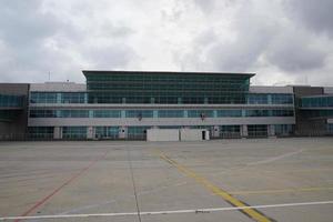 terminal no aeroporto de ataturk em istambul, turkiye foto