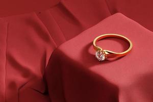 anel de diamante de ouro isolado no fundo branco, renderização em 3d. foto