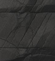 textura de papelão preto com dobras, quadro completo, dentro da caixa de perfume foto