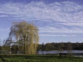 lago dentro a alemão Munsterland foto