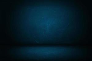 pano de fundo azul escuro da parede do estúdio foto