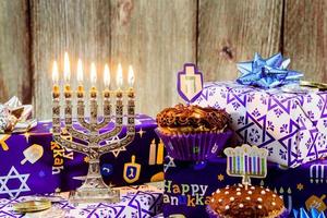 feriado judaico hanukkah celebração talit vintage menorah foto