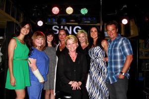 los angeles, 1 de junho - camila banus, patrika darbo, rachel melvin, crysal chappell, judi evans, martha madison, nadia bjorlin, wally kurth no judi evans comemora 30 anos no evento de show business no dimples em 1 de junho de 2013 em burbank , ca foto