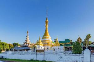 wat jong klang e wat jong Kham às Maehongson província, norte do Tailândia foto