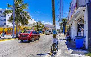 playa del carmen quintana roo méxico 2021 estrada de rua típica e paisagem urbana de playa del carmen méxico. foto