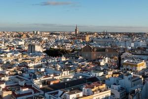 Sevilha cidade aéreo Visão dentro Sevilha província do Andaluzia Autônomo comunidade do Espanha, Europa foto