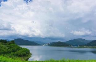 lindo panorama Visão mae Kuang barragem às luang nuea, doi saket distrito, Chiang mai , Tailândia foto