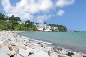 beira-mar e passeio dentro sassnitz, ruegen, báltico mar, mecklenburg-vorpommern, alemanha foto