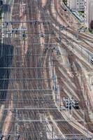 Paris trem faixas aéreo Visão foto