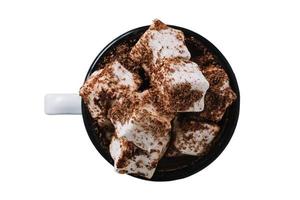 965 branco copo com chocolate e mashmallows isolado em uma transparente fundo foto