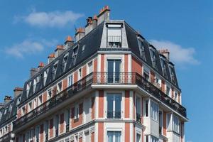 telhados de paris e construção de vista da cidade foto