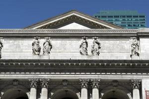 biblioteca pública dos arranha-céus da 5ª avenida de nova york foto