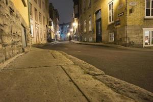 visão noturna da cidade de quebec foto