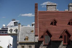 velho Canadá quebec casa janela que se projeta foto