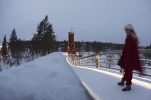 Lapland Elf Tower enquanto neva foto