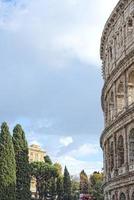 Roma Coliseu arcos detalhe foto