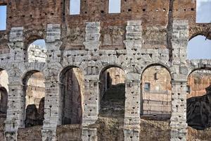 Roma Coliseu arcos detalhe foto