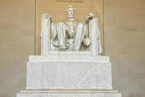 Presidente Lincoln estátua às Washington memorial foto