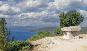 costeiro panorama em cres ilha às adriático mar ,Croácia foto