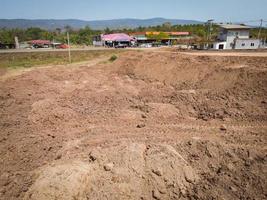 vago terra gestão terra recuperação para terra enredo para construção casa, localização para habitação subdivisão residencial desenvolvimento possuído venda renda Comprar ou investimento casa ou casa expandir a cidade foto