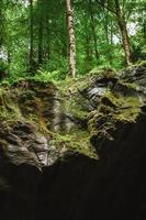 majestoso desfiladeiros du pont du diable caverna dentro França foto