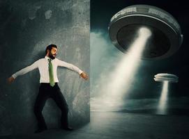 assustado de UFO foto