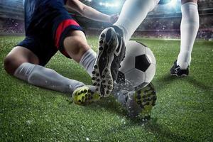 futebol cena com competindo futebol jogadoras às a estádio foto