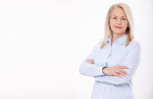 retrato de uma mulher de negócios atraente isolada foto