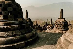 a beleza do a stupa do borobudur têmpora foto