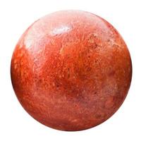 bola a partir de pressionado vermelho coral isolado foto