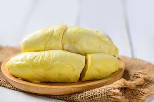 grandes lapela durian em madeira placa, raro durian dentro Tailândia foto