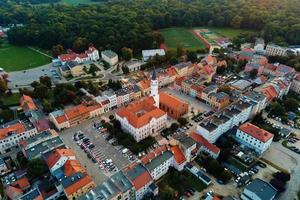 paisagem urbana da pequena cidade europeia, vista aérea foto