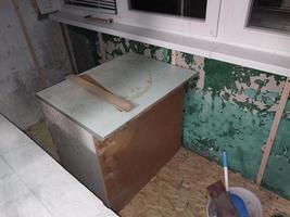 aquecimento e revestimento de fachada com lajes do uma sacada dentro a apartamento casa foto