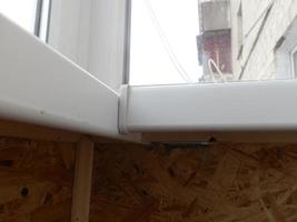 aquecimento e revestimento de fachada com lajes do uma sacada dentro a apartamento casa foto