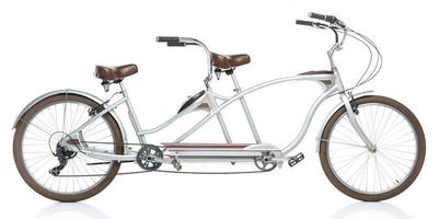 retro estilizado tandem bicicleta isolado em uma branco foto