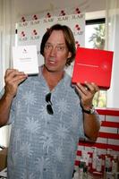 Kevin sorboat a gbk emmy presentear suites às a Mondrian hotel dentro oeste los angeles ca Em setembro 19 20082008 foto