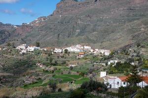 montanhoso Centro do a ilha do vovó canaria dentro a atlântico oceano foto