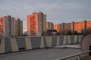 nascer do sol dentro Eslováquia cidade, por aí Sete horas dentro a manhã. trnava, Eslováquia, sk, 2023 foto