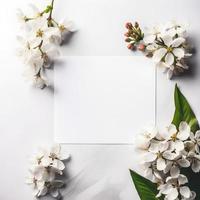 capturando a beleza do flores. a sobrecarga produtos fotografia do horizontal em branco papel com em torno da floresce foto