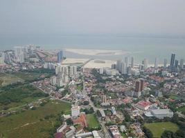 aéreo Visão maca dirigir e Pulau tikus área foto