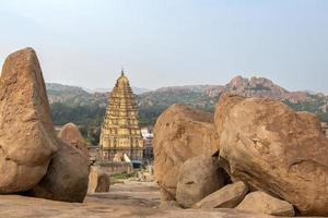 virupaksha têmpora dedicada para senhor shiva é localizado dentro hampi dentro Índia. foto