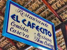 puerto escondido oaxaca méxico 2022 sinal azul branco nome do restaurante el cafecito puerto escondido méxico. foto