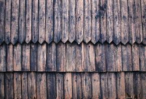 telhas de madeira velhas foto