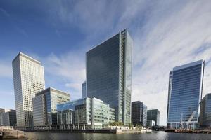 Docklands canário cais Londres finança cidade dinheiro o negócio escritórios foto