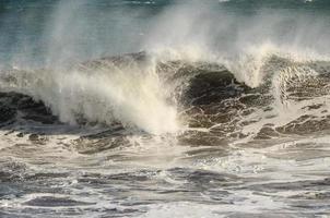 enormes ondas do mar foto