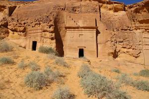 lindo dia Visão do al hegra, senhora Saleh arqueológico local dentro al ula, saudita arábia. foto