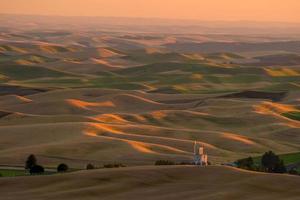 vista de steptoe butte na região de palouse, estado de washington, eua foto