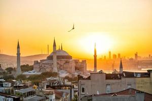 bela vista sobre hagia sophia em istambul, turquia da vista superior foto